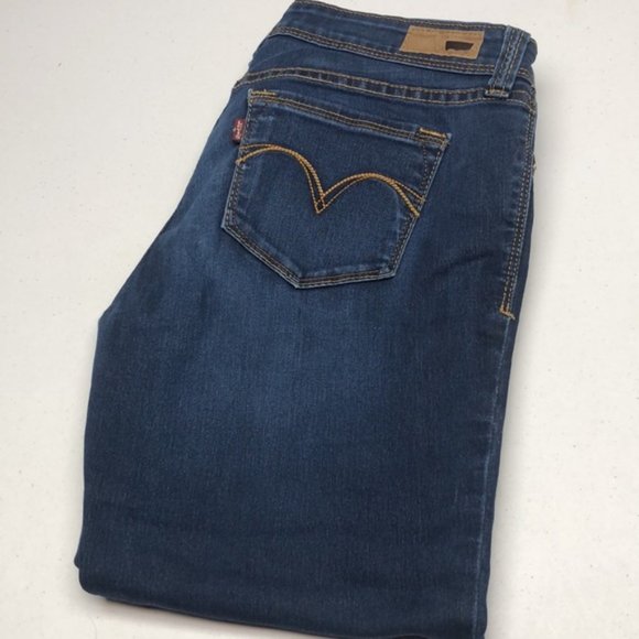 LIKE NEW LEVI SKINNY CROP JEANS 28x22 😎 - Picture 1 of 15